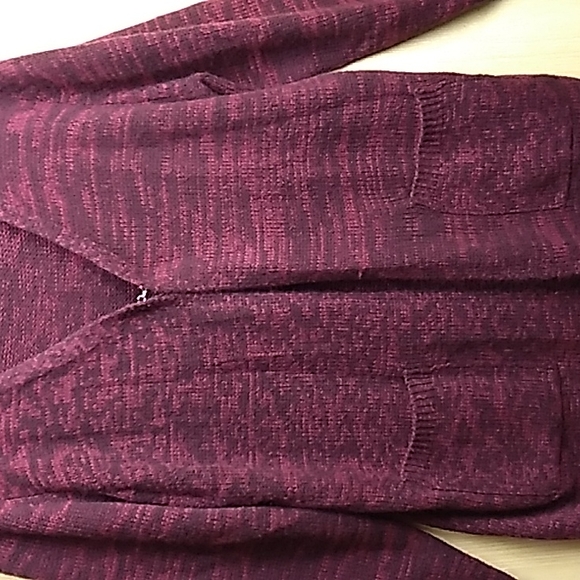 Zoey Women's Size 1X no button Cardigan in color Maroon - Picture 2 of 5